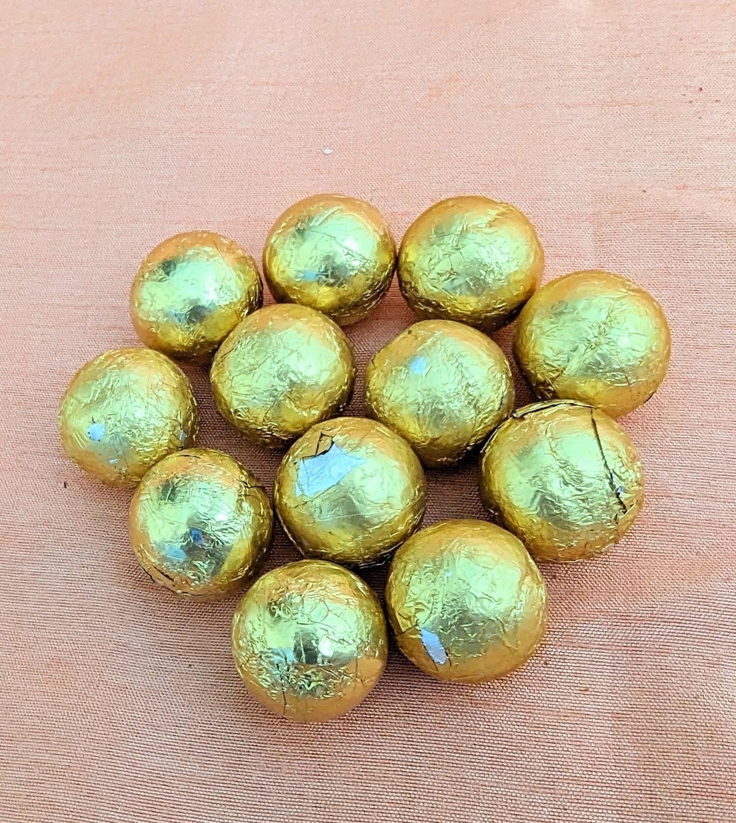 Sun rakhi (minimal set)